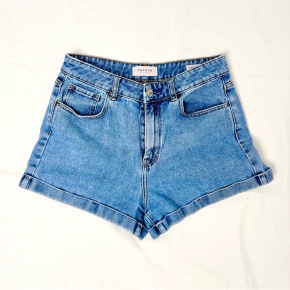 High Rise Light Wash Shorts - Picture 11 of 15